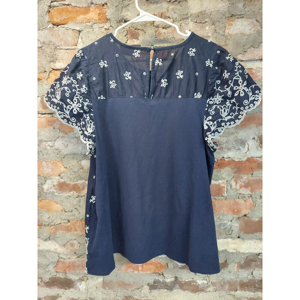 LANE BRYANT Womens Blouse Size 18/20 Navy Blue Embroidered Short Sleeve Keyhole - Picture 3 of 3